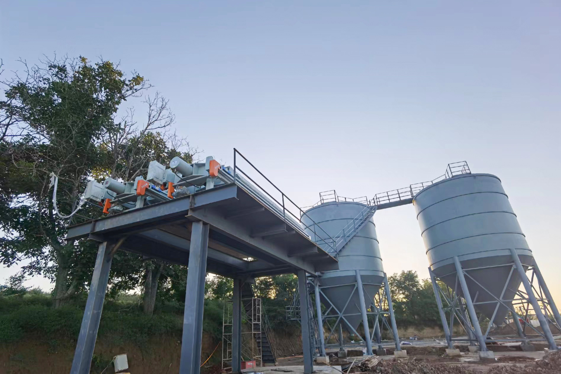 洗沙場(chǎng)過濾現(xiàn)場(chǎng)